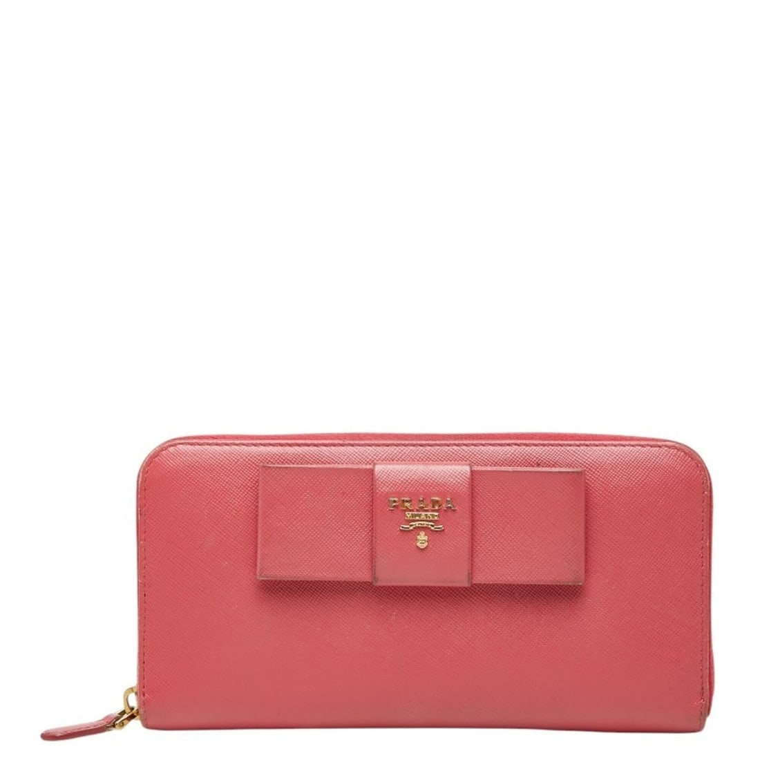 Prada Logo Ribbon Round Zip Long Wallet 1ML506 Pink Saffiano Leather Women's PRADA: --- Catalog ---Category: SizeSize (HxWxD): 10.5cm x 20cm x 2.5cm / 4.13'' x 7.87'' x 0.98''Category: DesignType: Long wallet (bi-fold)Color: PinkGender: WomenMaterial: Saffiano triangle , Leather Cate