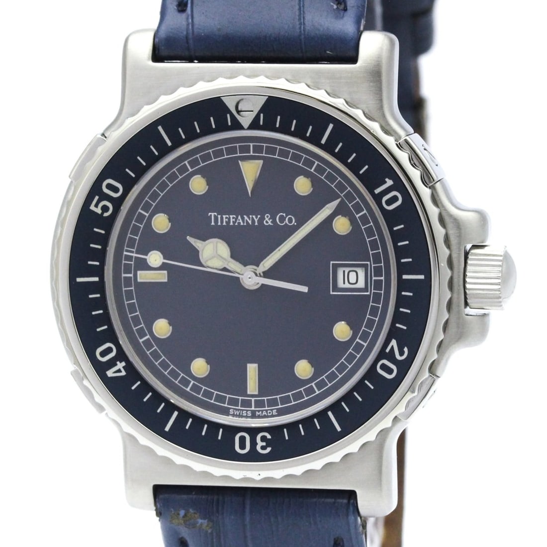 TIFFANY Diver Quartz Stainless Steel Quartz Mens Watch M0710 Polished: --- Catalog ---Category: SizeCase Diameter: 39mm / 1.54''Category: DesignType: WristwatchStyle: Dress/FormalGender: MenColor (Dial): BlueMaterial (Band): LeatherMaterial (Case): Stainless