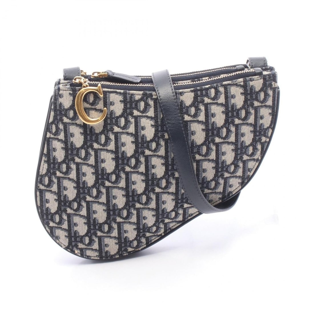 Christian Dior Dior SADDLE Saddle Bag, Handbag, Pouch, Oblique Shoulder Canvas, Leather, Women's,: --- Catalog ---Category: SizeSize (HxWxD): 14cm x 19cm / 5.51'' x 7.48''Category: DesignType: Handbag, Pouch, Saddle bag, Shoulder bagColor: Beige, NavyGender: WomenMaterial: Canvas , Leather Category