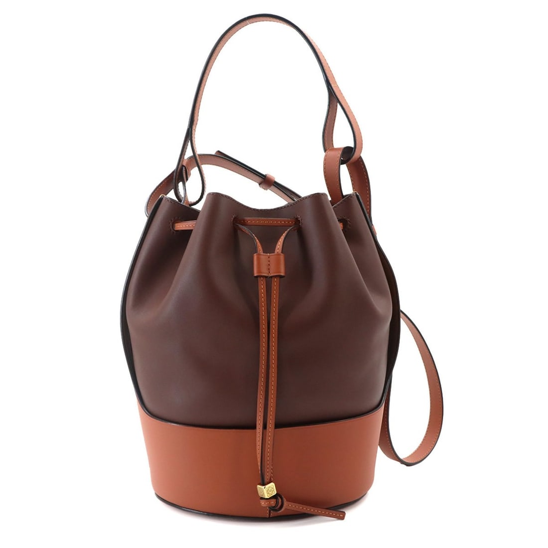 Loewe Balloon Medium 2-way Hand/Shoulder Handbag, Leather, Brown: --- Catalog ---Category: SizeWeight: 710g / 1.56lb.Size (HxWxD): 29.5cm x 21.5cm x 16cm / 11.61'' x 8.46'' x 6.29''Strap Length: 96cm - 112cm / 37.79'' - 44.09''Handle Length: 44cm / 17.32''Category: 