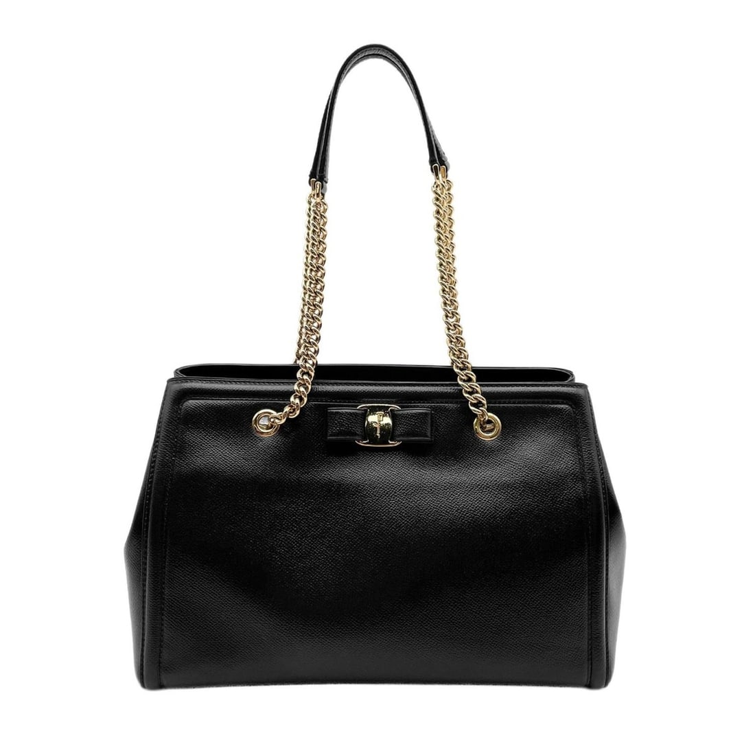 Salvatore Ferragamo Vara Ribbon Chain Shoulder Bag, Leather, Black, Women's: --- Catalog ---Category: SizeSize (HxWxD): 20cm x 29cm x 12.5cm / 7.87'' x 11.41'' x 4.92''Category: DesignType: Shoulder bagColor: BlackGender: WomenMaterial: Leather Category: GeneralBrand: Salvator