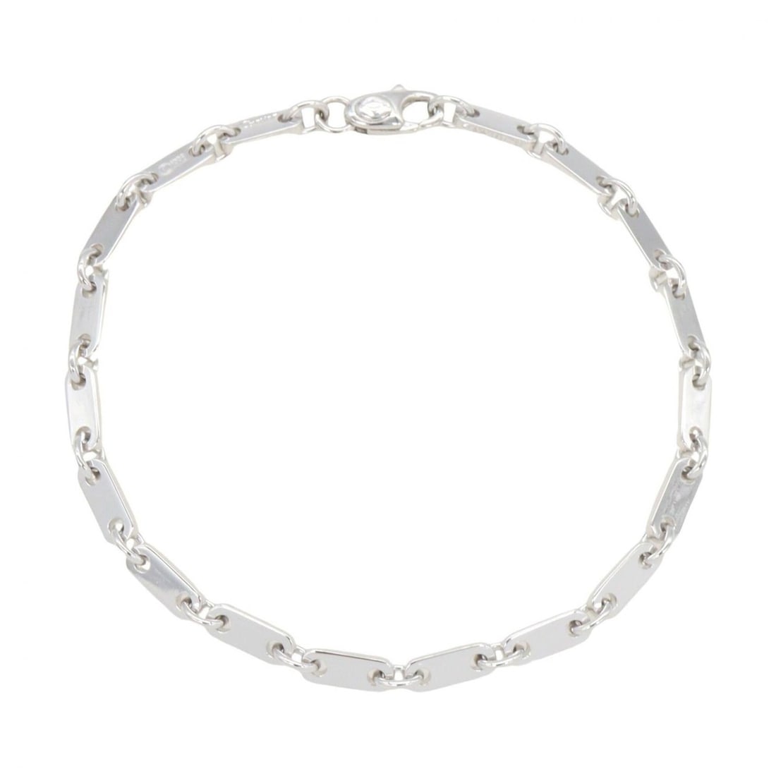 Cartier Figaro Bracelet, 18K White Gold (WG), Silver Tone, for Men and Women.: --- Catalog ---Category: SizeLength: 17cm / 6.69''Category: DesignType: Charm braceletColor: SilverGender: Men,WomenMaterial: White gold (18K)Category: GeneralBrand: Cartier--- Item List ---Section: C