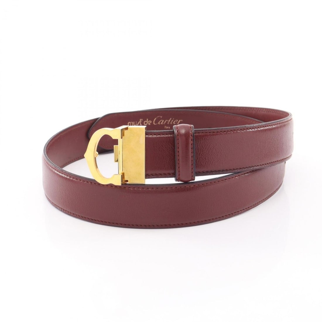 Cartier Must Line Leather Belt with Gold Hardware, Women's, Bordeaux Color: --- Catalog ---Category: SizeLength: 69.5cm - 79.5cm / 27.36'' - 31.29''Category: DesignType: Standard beltColor: Bordeaux, GoldGender: WomenMaterial (Strap): Leather Category: GeneralBrand: Cartier--