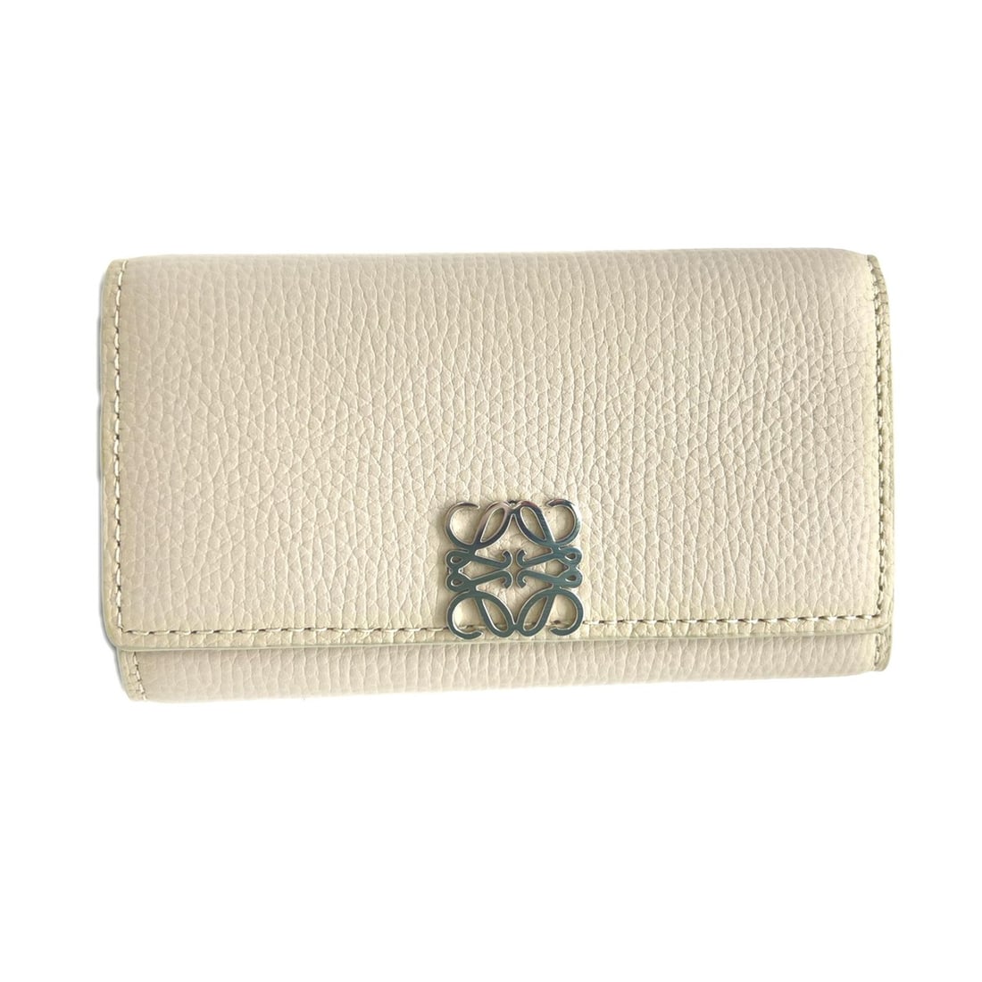 LOEWE Pebble Grain Calf Anagram Key Case, Clay, C821K92X01, Beige, Women's: --- Catalog ---Category: DesignType: KeycaseColor: BeigeGender: WomenCategory: GeneralMPN: C821K92X01Brand: LoeweCategory: Physical PropertiesSize (HxWxD): 7cm x 12cm x 1cm / 2.75'' x 4.72'' x 0.39''-