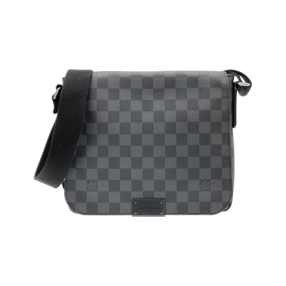 Louis Vuitton Damier Graphite District PM N41260 Shoulder Bag: --- Catalog ---Category: SizeSize (HxWxD): 23cm x 27cm x 6cm / 9.05'' x 10.62'' x 2.36''Category: DesignType: Shoulder bagColor: GraphiteGender: MenMaterial: Coated canvas Hardware Color: SilverCatego