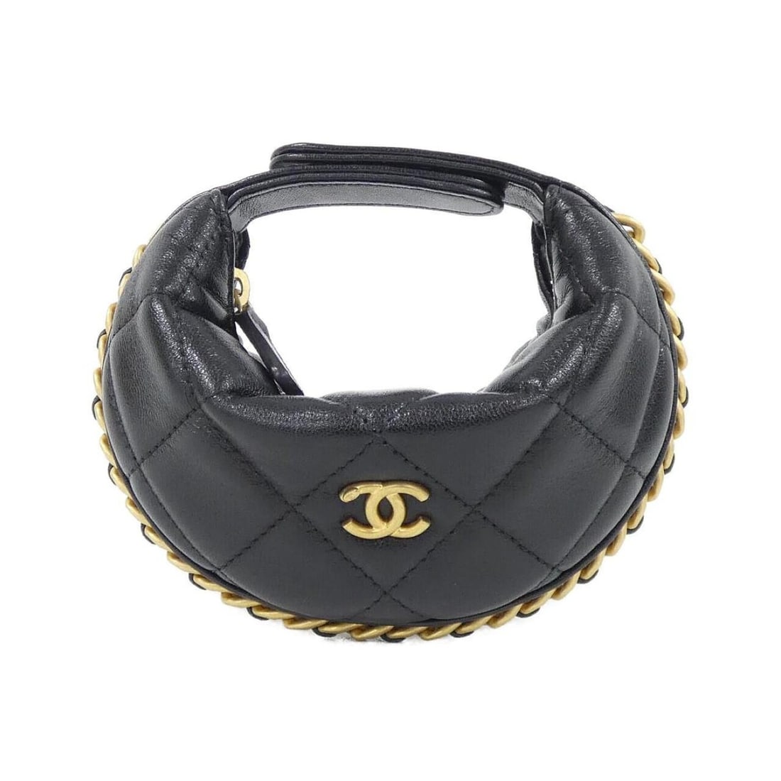 Chanel AP4692 Handbag Pouch: --- Catalog ---Category: SizeSize (HxWxD): 10cm x 16cm x 2cm / 3.93'' x 6.29'' x 0.78''Category: DesignType: Handbag, PouchColor: BlackGender: WomenMaterial: Leather Leather/Fur Type: