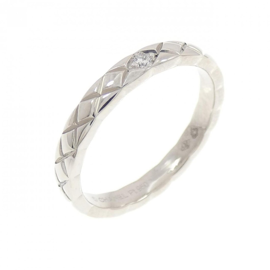 Chanel Coco Crush Small Ring: --- Catalog ---Category: SizeUS Size: 6Brand Size: 51Category: DesignType: Band ringColor: PlatinumStone: DiamondGender: WomenMaterial: Platinum 950Category: GeneralMPN: J11354Brand: Chanel--- Item Li