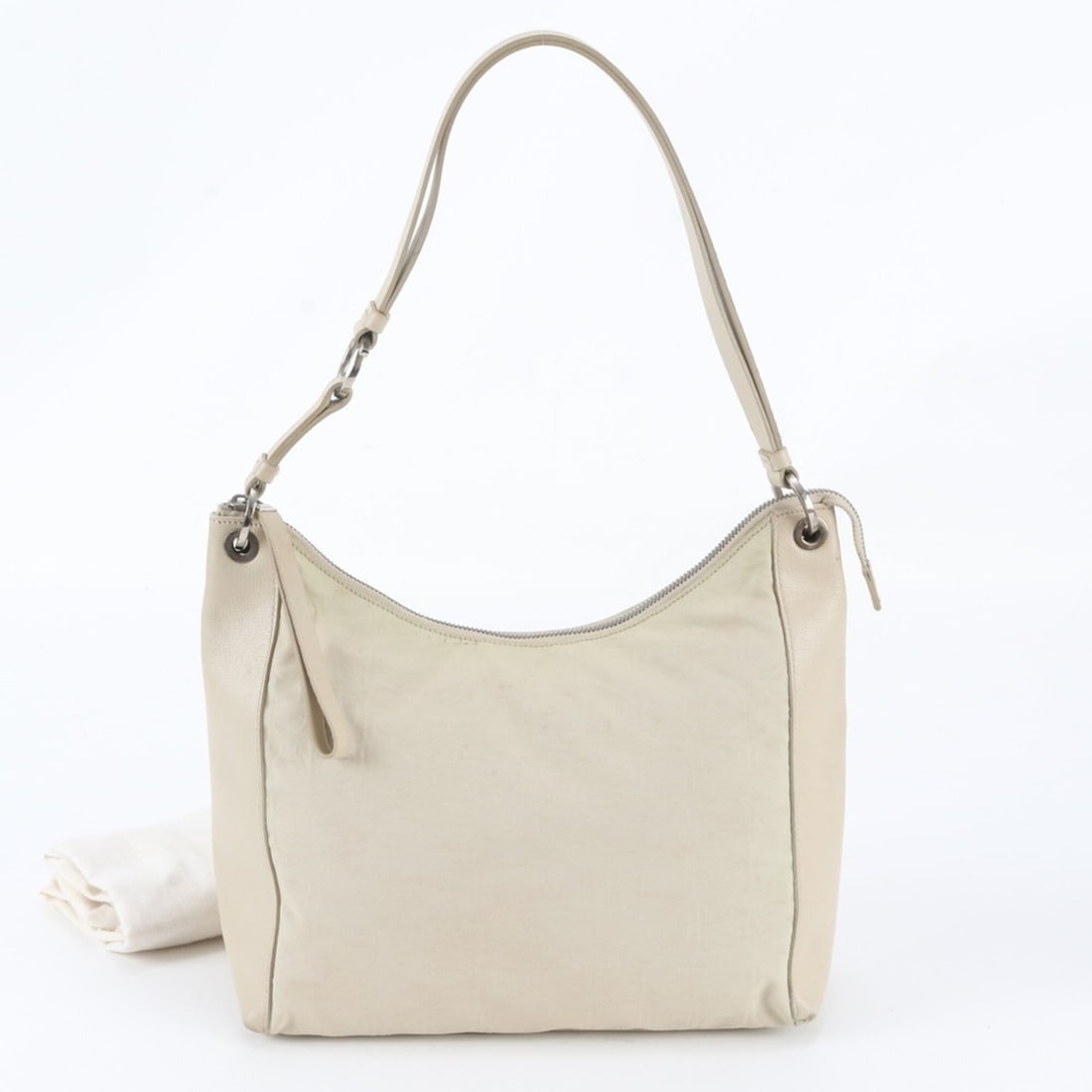 Salvatore Ferragamo Gancini 4327 Leather Shoulder Bag, One-Shoulder Tote Handbag for Women: --- Catalog ---Category: SizeSize (HxWxD): 24cm x 27cm x 13cm / 9.44'' x 10.62'' x 5.11''Strap Length: 55cm / 21.65''Category: DesignType: Shoulder bagColor: BeigeGender: WomenMaterial: Leather , Nylo