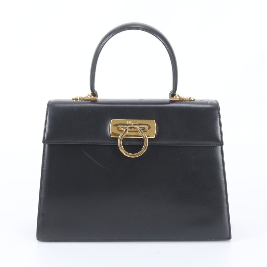 Salvatore Ferragamo Gancini Leather Handbag Tote Bag Top Handle Black Women's: --- Catalog ---Category: SizeSize (HxWxD): 18cm x 27cm x 10cm / 7.08'' x 10.62'' x 3.93''Handle Length: 27cm / 10.62''Category: DesignType: Handbag, Tote bagColor: BlackGender: WomenMaterial: Leather 