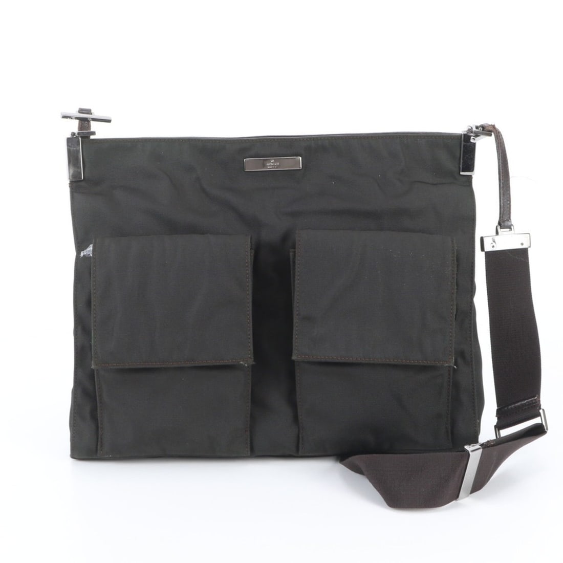 Gucci 001 3283 Leather Shoulder Bag Messenger Tote Black Men's: --- Catalog ---Category: SizeSize (HxWxD): 26cm x 32cm x 5cm / 10.23'' x 12.59'' x 1.96''Strap Length: 98cm / 38.58''Category: DesignType: Shoulder bag, Tote bagColor: BlackGender: MenMaterial: Leathe