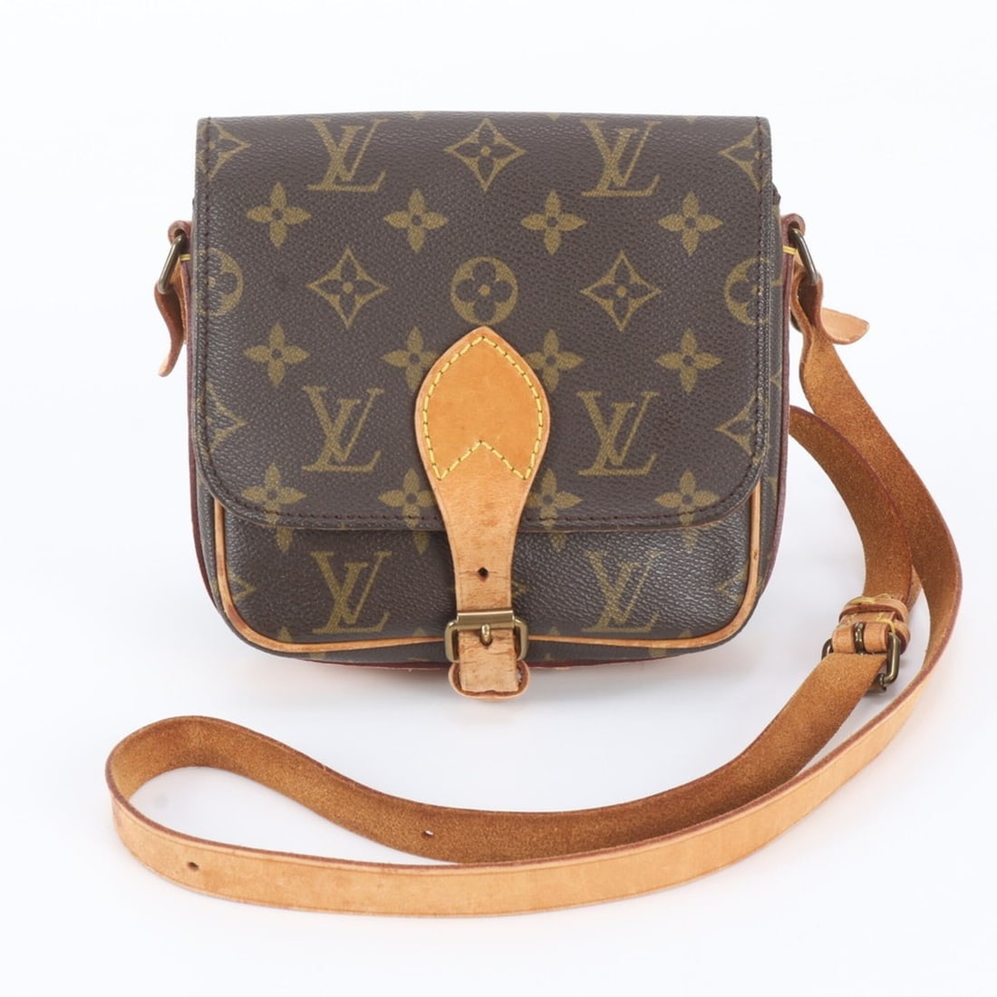 Louis Vuitton Monogram Cartouchiere PM M51254 Leather Shoulder Bag Crossbody for Women: --- Catalog ---Category: SizeSize (HxWxD): 16cm x 15cm x 5cm / 6.29'' x 5.9'' x 1.96''Strap Length: 115cm / 45.27''Category: DesignType: Shoulder bagColor: BrownGender: WomenMaterial: Leather , Coated