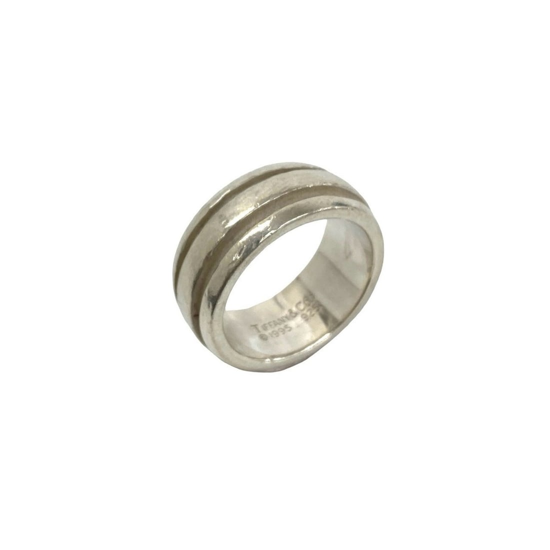TIFFANY&Co. Tiffany Grooved Double Line Ring, Sterling Silver 925, Accessory, Silver, 26122: --- Catalog ---Category: SizeJP Size: 14US Size: 7Category: DesignType: Band ringColor: SilverGender: WomenMaterial: Silver 925Category: GeneralBrand: Tiffany--- Item List ---Section: ConditionRanking