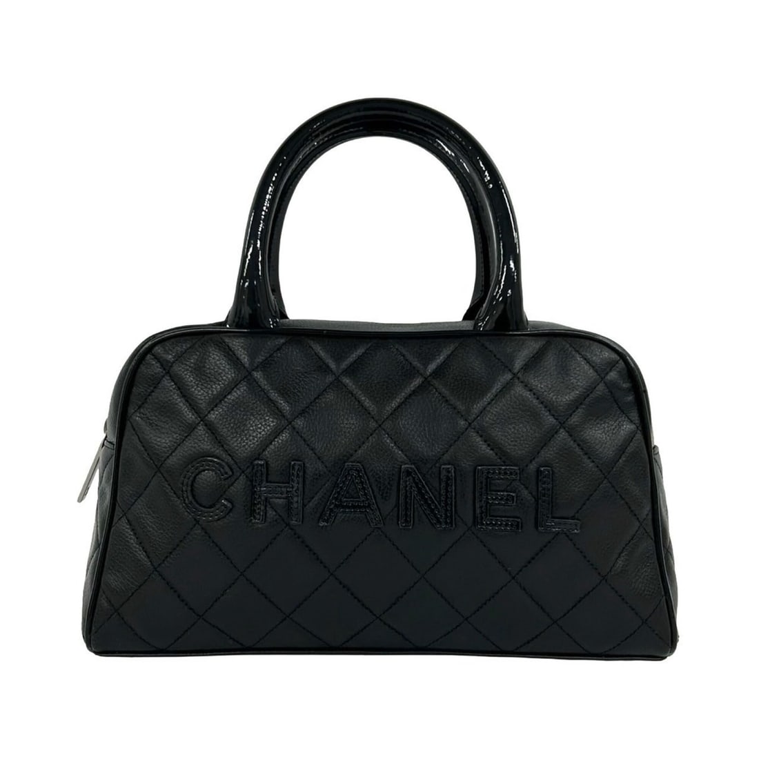 CHANEL Chanel Logo Leather Patent Handbag Mini Boston Bag Black 15-10: --- Catalog ---Category: SizeSize (HxWxD): 15cm x 27cm x 9cm / 5.9'' x 10.62'' x 3.54''Category: DesignType: Boston bag, HandbagColor: BlackGender: WomenMaterial: Leather , Patent leather Category: Ge