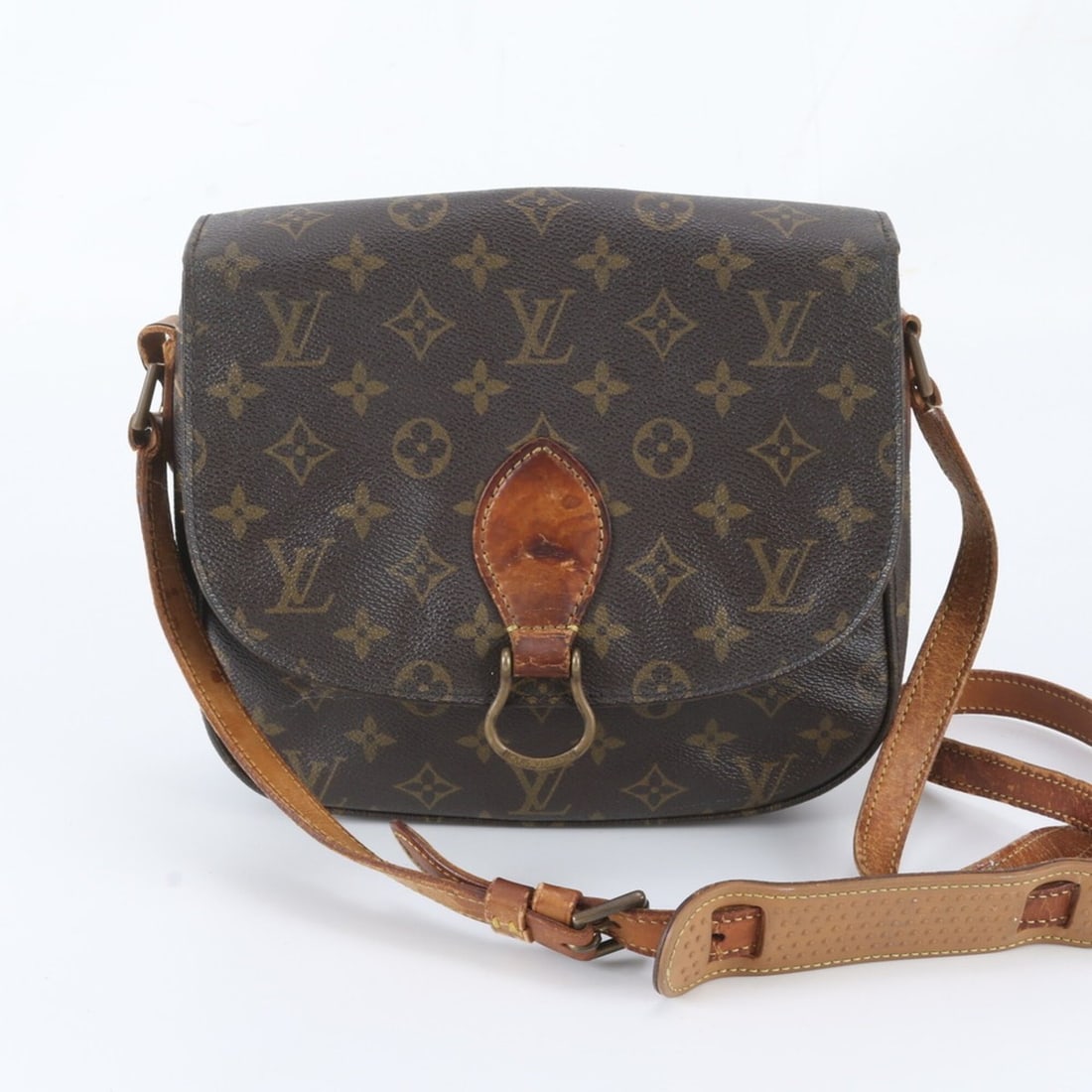 Louis Vuitton Monogram Saint Cloud GM M51242 Leather Shoulder Bag Crossbody for Women: --- Catalog ---Category: SizeSize (HxWxD): 21cm x 24cm x 7cm / 8.26'' x 9.44'' x 2.75''Strap Length: 111cm / 43.7''Category: DesignType: Shoulder bagColor: BrownGender: WomenMaterial: Leather , Coated
