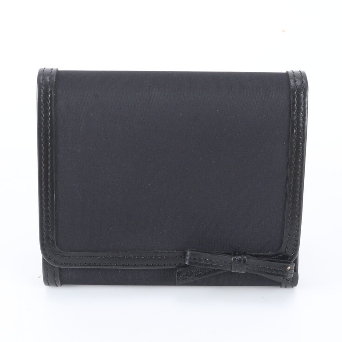 Prada Leather Nylon Tri-fold Wallet Long Compact Black Women's: --- Catalog ---Category: SizeSize (HxWxD): 10cm x 12cm x 1cm / 3.93'' x 4.72'' x 0.39''Category: DesignType: Wallet (tri-fold)Color: BlackGender: WomenMaterial: Leather , Nylon Category: GeneralBrand: