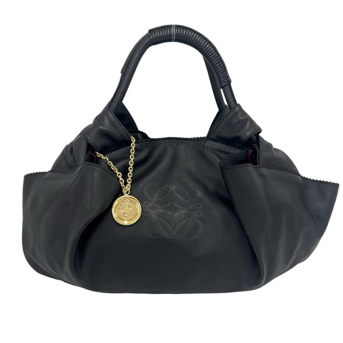LOEWE Vintage Nappa Aire Anagram Leather Handbag Tote Bag Black 29261: --- Catalog ---Category: SizeSize (HxWxD): 34cm x 50cm x 13cm / 13.38'' x 19.68'' x 5.11''Category: DesignType: Handbag, Tote bagColor: BlackGender: WomenMaterial: Leather Category: GeneralBrand: Loew