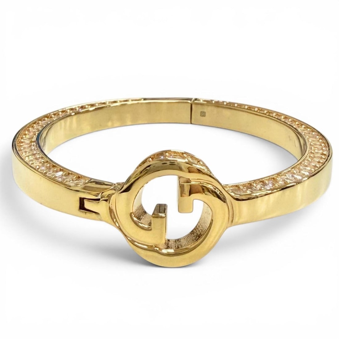 GUCCI Interlocking G Rhinestone Blondie Bangle Bracelet, Gold, Size S, Made in Italy, Women's, with: --- Catalog ---Category: SizeLength: 15.5cm / 6.1''Category: DesignType: BangleColor: GoldGender: WomenCategory: GeneralBrand: GucciCountry of Origin: Italy--- Item List ---Section: ConditionRanking: 