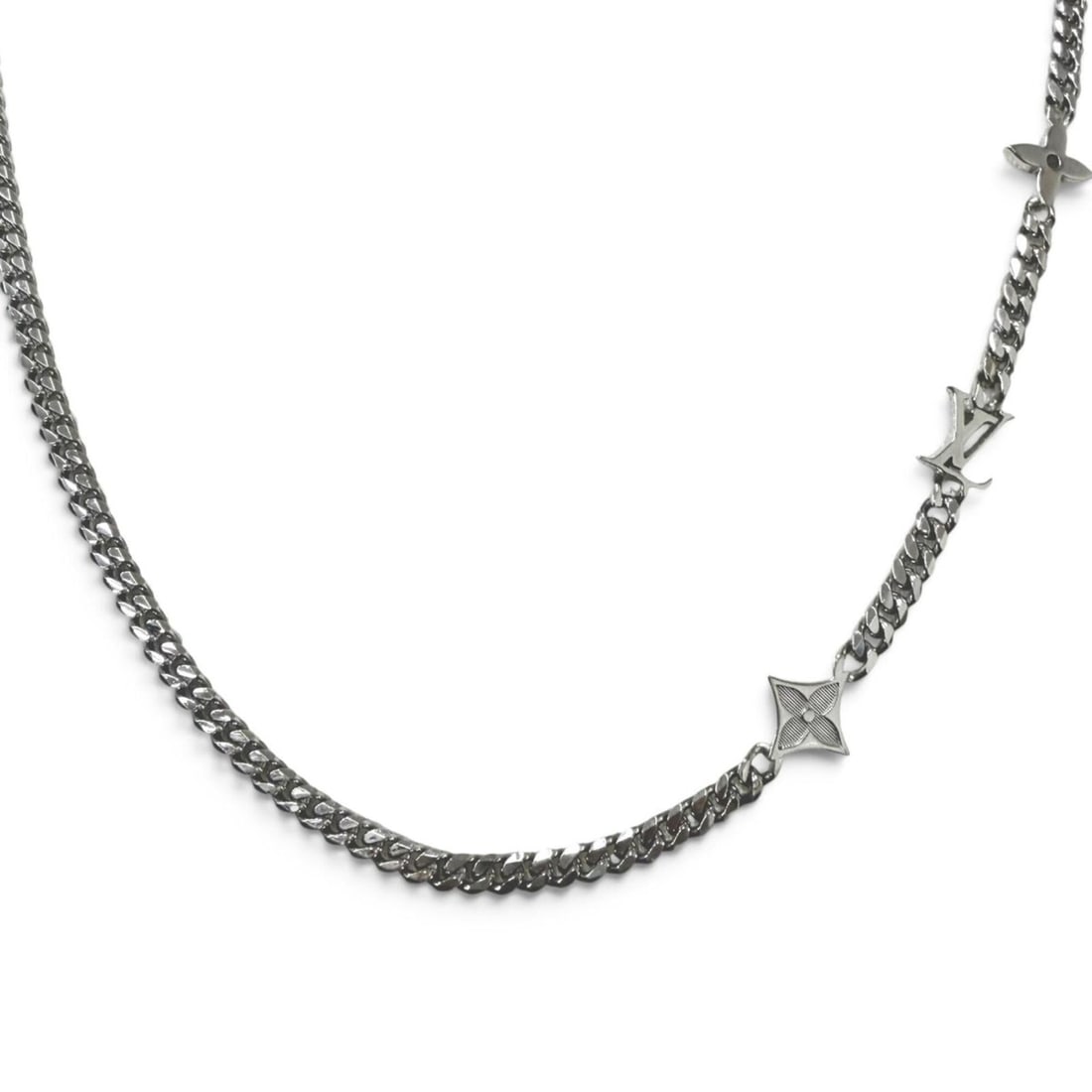 LOUIS VUITTON (Louis Vuitton) 2023 model M01490 Monogram Row Necklace, Metal Accessory, Silver, Made: --- Catalog ---Category: SizeNeck Circumference: 65.5 cm / 25.78''Category: DesignColor: SilverGender: MenMaterial: MetalNecklace Type: NecklaceCategory: GeneralMPN: M01490Brand: Louis VuittonCountry