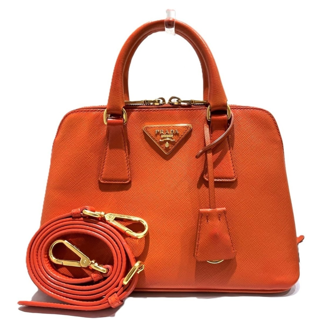 Prada Promenade Handbag, Leather, BL0838: --- Catalog ---Category: SizeSize (HxWxD): 17cm x 24.5cm x 10.5cm / 6.69'' x 9.64'' x 4.13''Category: DesignType: HandbagColor: OrangeGender: WomenMaterial: Leather Category: GeneralMPN: BL0838Brand:
