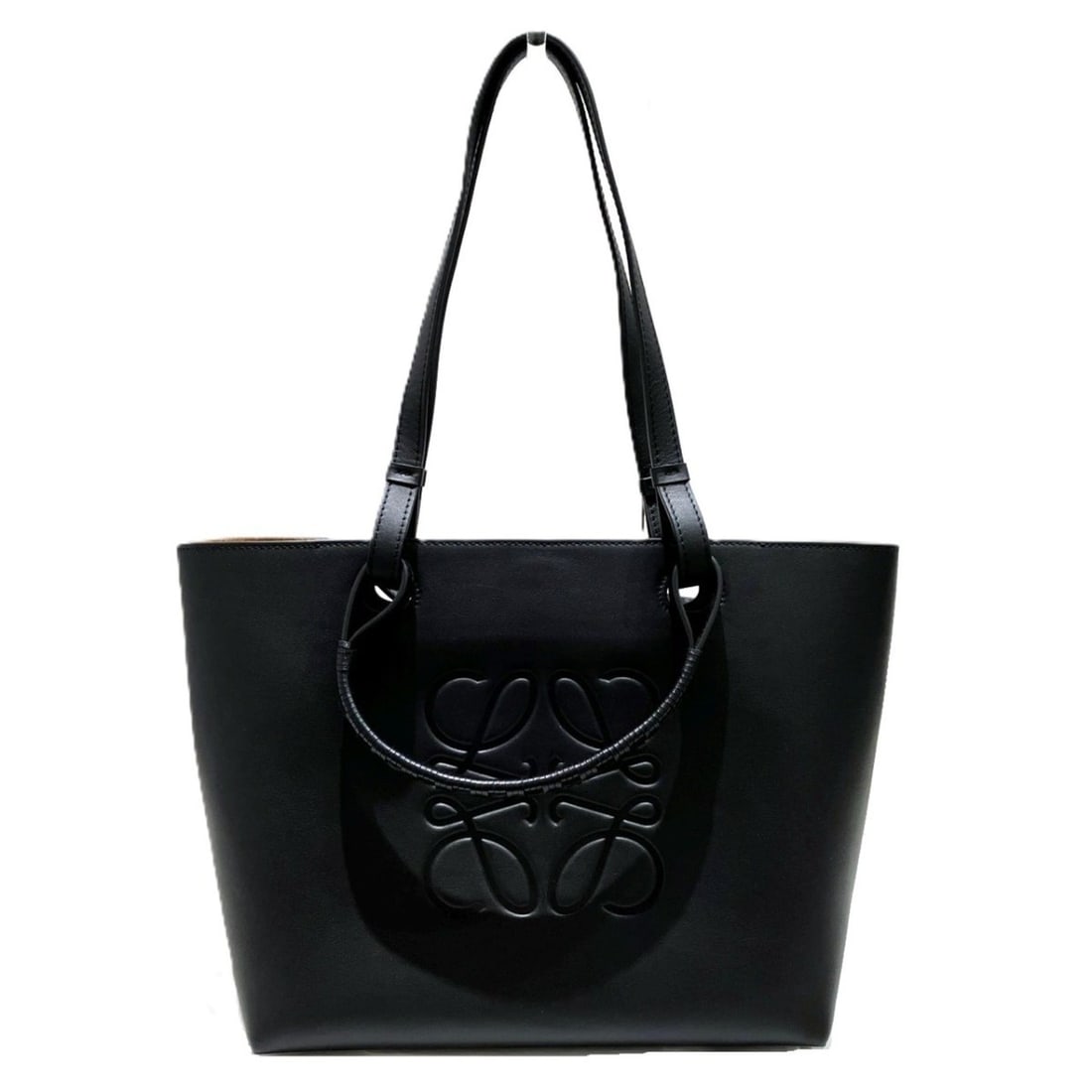 Loewe Anagram Tote Small Bag Leather A717S72X02: --- Catalog ---Category: SizeSize (HxWxD): 25cm x 28cm x 14cm / 9.84'' x 11.02'' x 5.51''Category: DesignType: Tote bagColor: BlackGender: Women,MenMaterial: Leather Category: GeneralMPN: A717S72X02Br