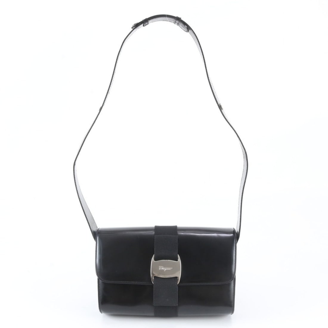 Salvatore Ferragamo Vara Ribbon 216700 Leather 2-Way Shoulder Bag for Women: --- Catalog ---Category: SizeSize (HxWxD): 14cm x 24cm x 7cm / 5.51'' x 9.44'' x 2.75''Category: DesignType: Shoulder bagColor: BlackGender: WomenMaterial: Leather Category: GeneralBrand: Salvatore Fe