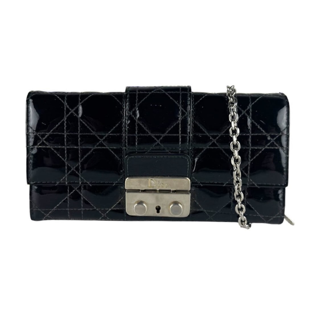 Christian Dior New Lock Long Wallet Chain Patent Leather Metal Black Silver Women's z10588: --- Catalog ---Category: SizeSize (HxWxD): 10cm x 19cm x 2cm / 3.93'' x 7.48'' x 0.78''Category: DesignType: Chain/Shoulder walletColor: BlackGender: WomenMaterial: Patent leather Category: