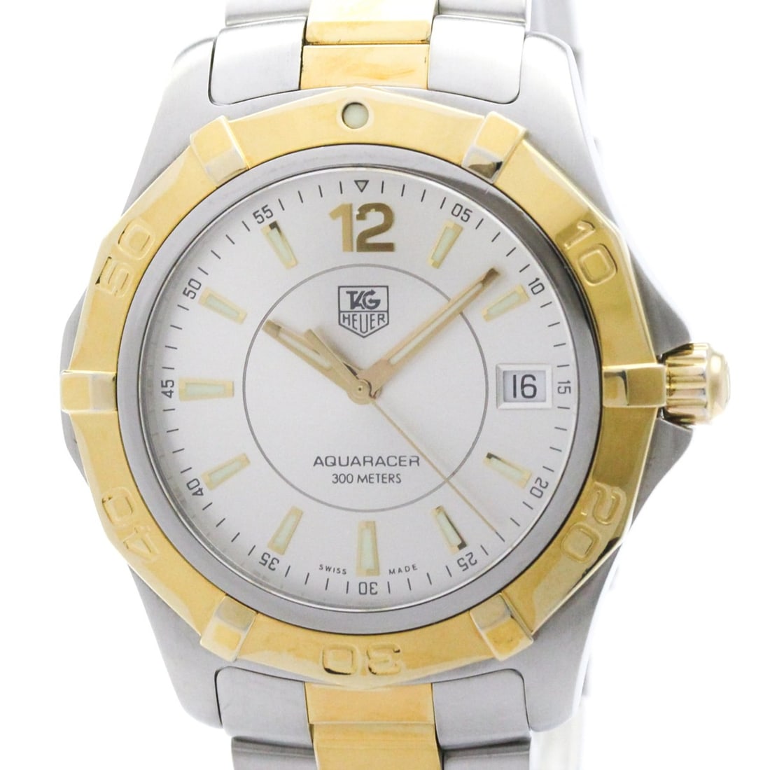 TAG HEUER Aquaracer Gold Plated Steel Quartz Watch WAF1120 Polished: --- Catalog ---Category: SizeCase Diameter: 40mm / 1.57''Category: DesignType: WristwatchStyle: SportGender: MenColor (Dial): SilverMaterial (Band): Gold plated, Stainless steelMaterial (Case): Gold p