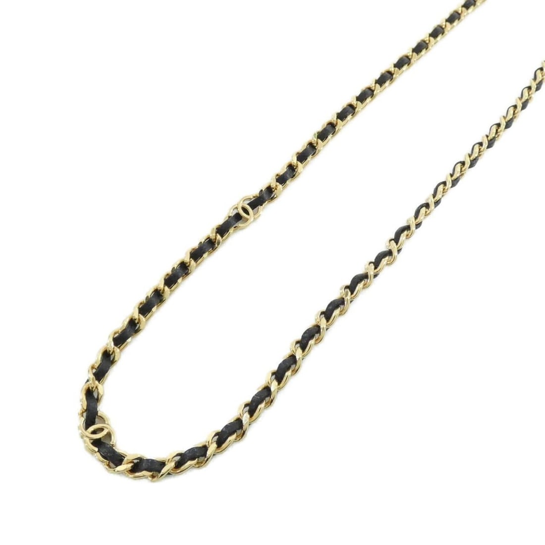 Chanel ABH129 Necklace: --- Catalog ---Category: SizePendant Size: 5mm x 8mm / 0.19'' x 0.31''Neck Circumference: 41 cm - 48.5 cm / 16.14'' - 19.09''Category: DesignColor: Black, GoldGender: WomenMaterial: LeatherNecklace