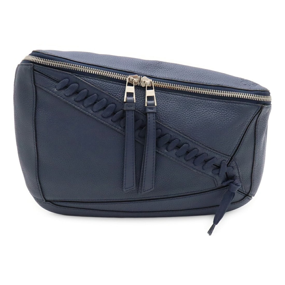 LOEWE Puzzle Bag Anagram Sling Body Shoulder Leather Navy: --- Catalog ---Category: SizeSize (HxWxD): 16cm x 31cm x 8cm / 6.29'' x 12.2'' x 3.14''Category: DesignType: Shoulder bag, Sling bagColor: NavyGender: Women,MenMaterial: Leather Category: GeneralBrand