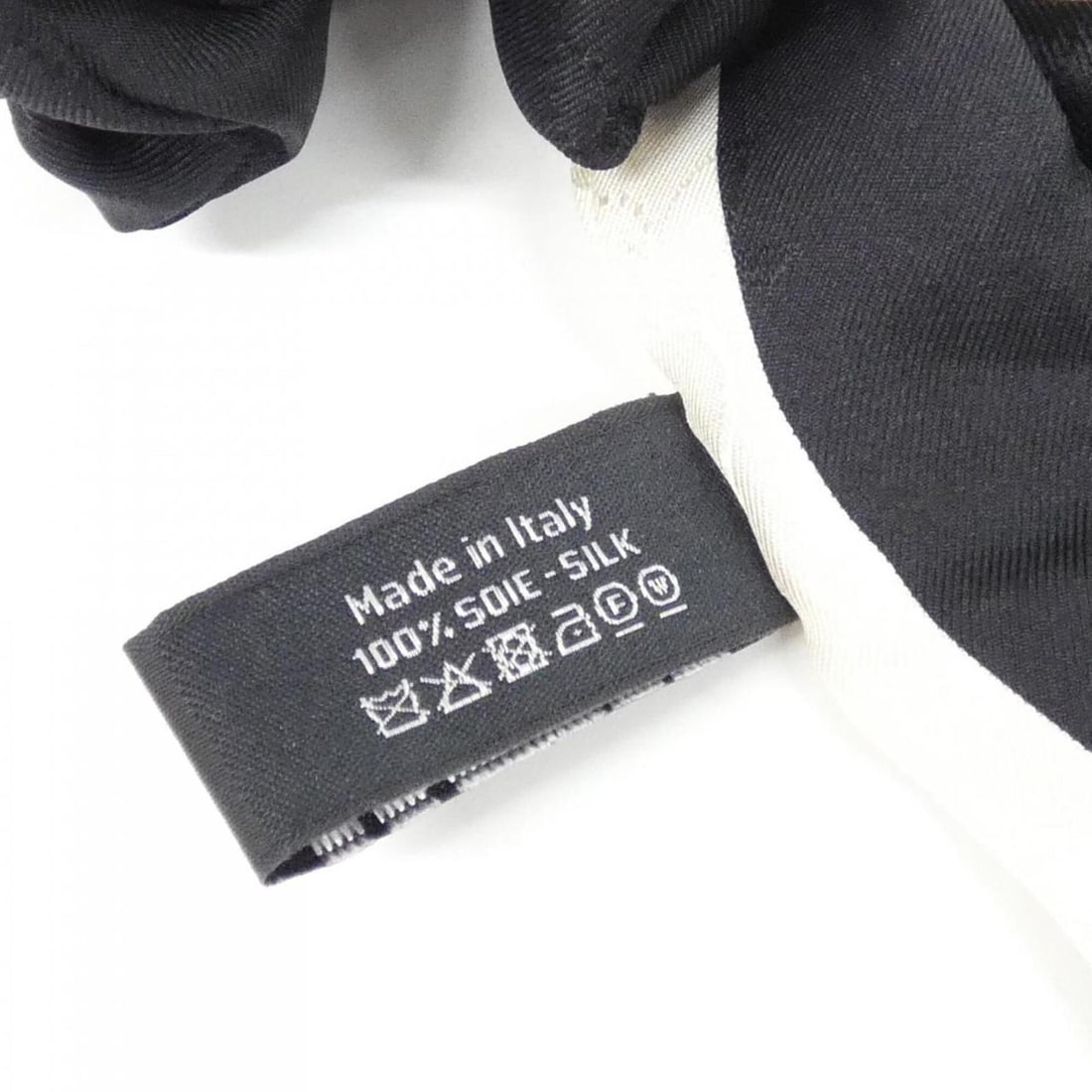 Chanel AA7530 Scrunchie - 5