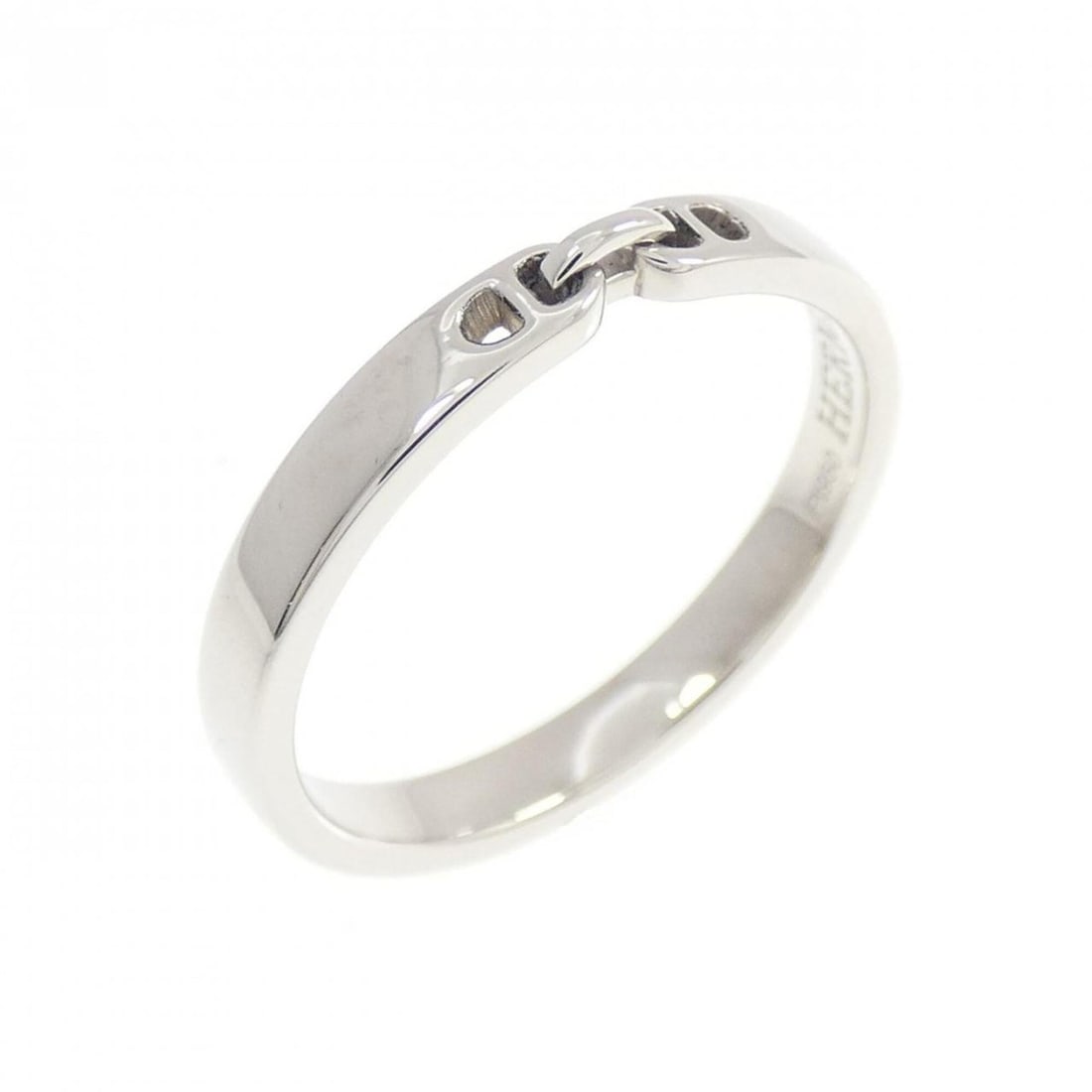 Hermes Everchaine d'Ancre PM Ring: --- Catalog ---Category: SizeUS Size: 5.5Brand Size: 50Category: DesignType: Band ringGender: WomenMaterial: Platinum 950Category: GeneralMPN: H119846B 00064Brand: Hermes--- Item List ---Section: