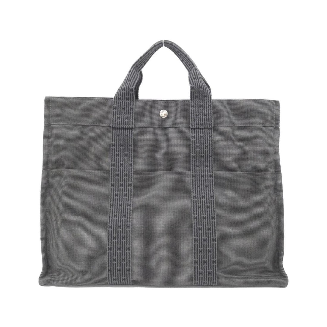 Hermes Herline MM 100951M Handbag: --- Catalog ---Category: SizeSize (HxWxD): 33cm x 43cm x 11cm / 12.99'' x 16.92'' x 4.33''Category: DesignType: HandbagColor: BlackGender: WomenMaterial: Canvas Hardware Color: SilverCategory: