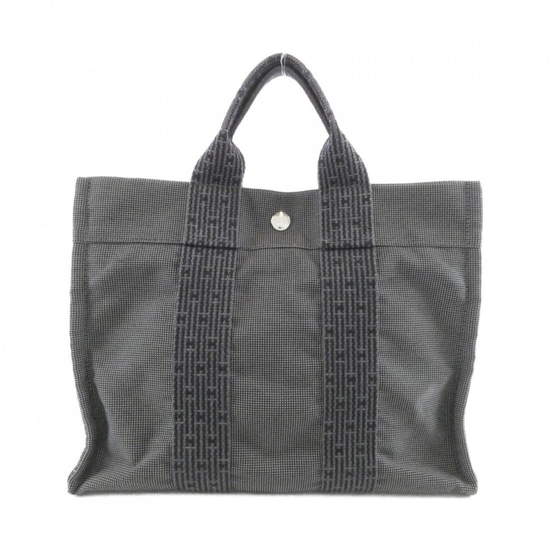 Hermes Herline PM 101056M Handbag: --- Catalog ---Category: SizeSize (HxWxD): 23cm x 31cm x 8cm / 9.05'' x 12.2'' x 3.14''Category: DesignType: HandbagColor: BlackGender: WomenMaterial: Canvas Hardware Color: SilverCategory: