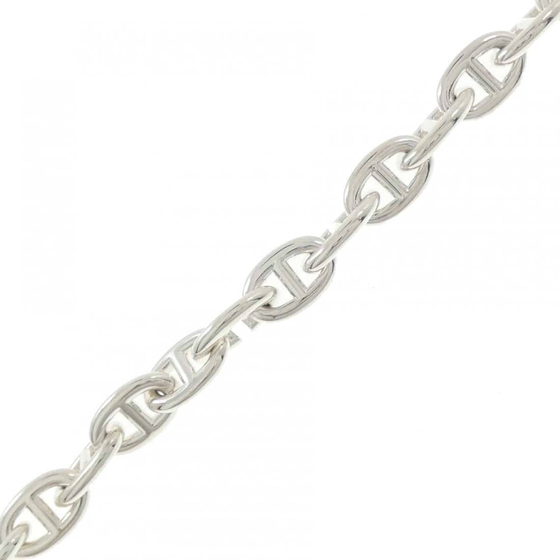Hermes Hermès Chaine d'Ancre PM Bracelet: --- Catalog ---Category: SizeLength: 17.5cm / 6.88''Category: DesignType: Charm braceletGender: WomenMaterial: Silver 925Category: GeneralMPN: H101993BBrand: Hermes--- Item List ---Section: