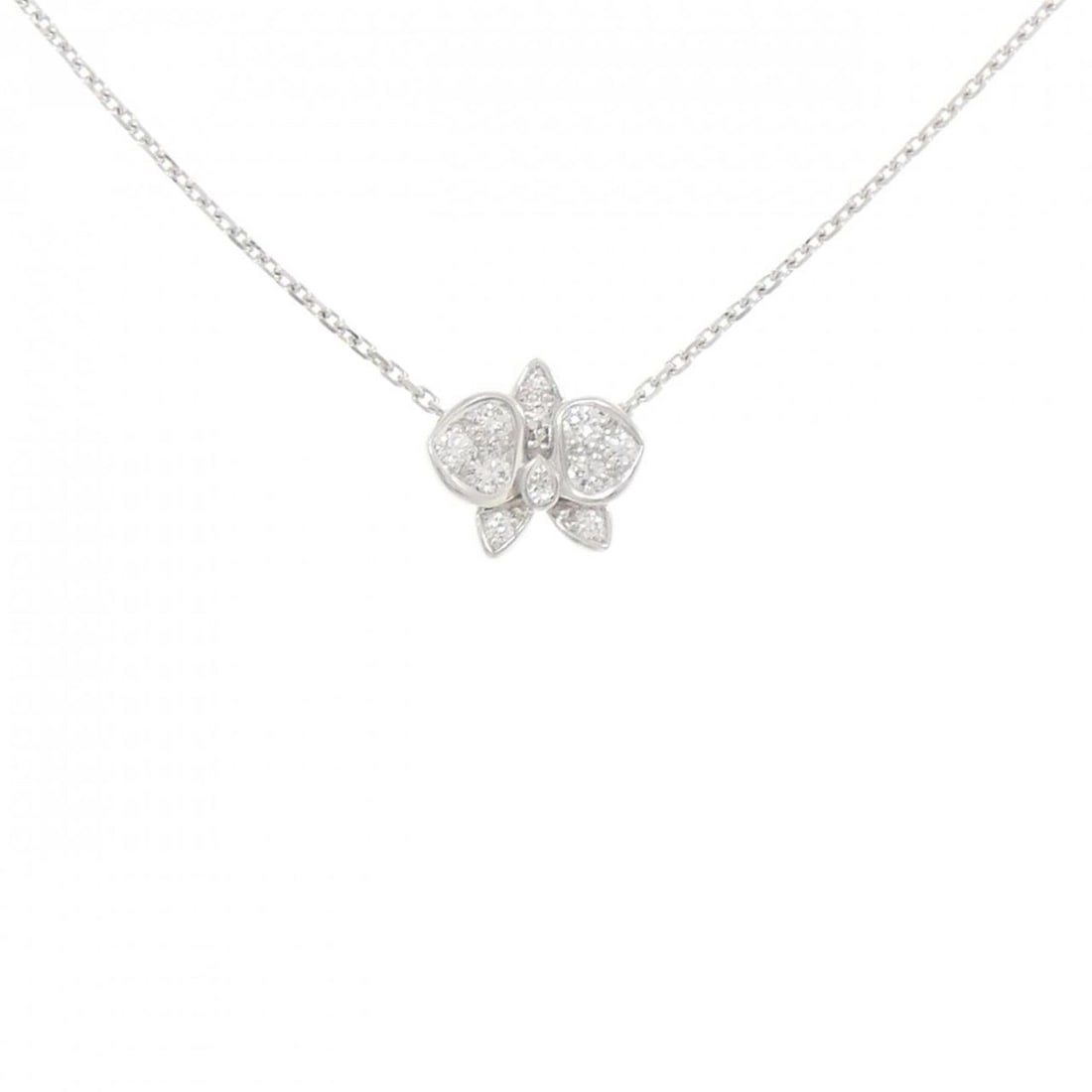 Cartier Caresse d'Orchidée Necklace: --- Catalog ---Category: SizePendant Size: 8.5mm x 9.5mm / 0.33'' x 0.37''Neck Circumference: 38 cm - 41 cm / 14.96'' - 16.14''Category: DesignColor: White goldStone: DiamondGender: WomenMaterial: