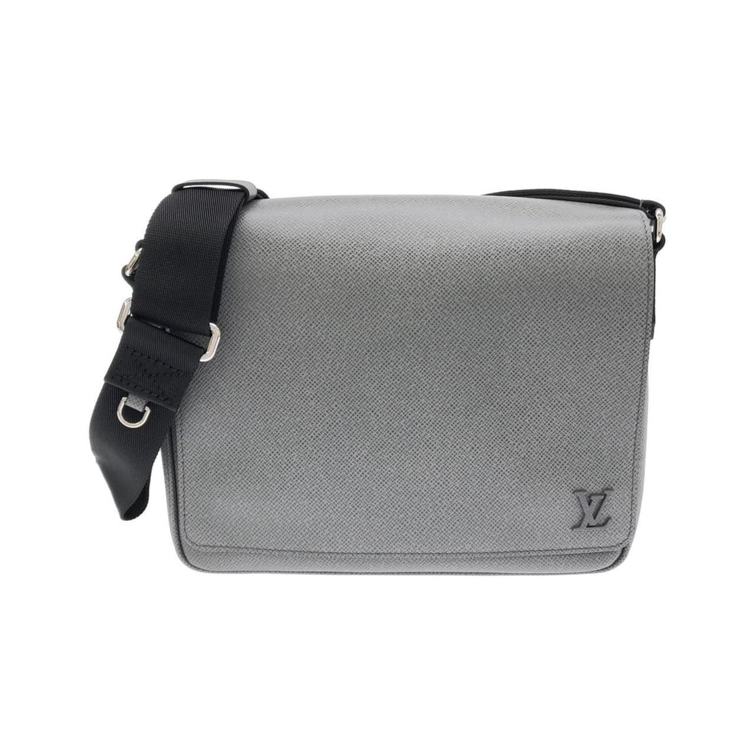 Louis Vuitton Taiga District PM M30851 Shoulder Bag: --- Catalog ---Category: SizeWeight: 670g / 1.47lb.Size (HxWxD): 20cm x 27cm x 7cm / 7.87'' x 10.62'' x 2.75''Strap Length: 134cm / 52.75''Category: DesignType: Shoulder bagColor: GlacierGender: MenMa