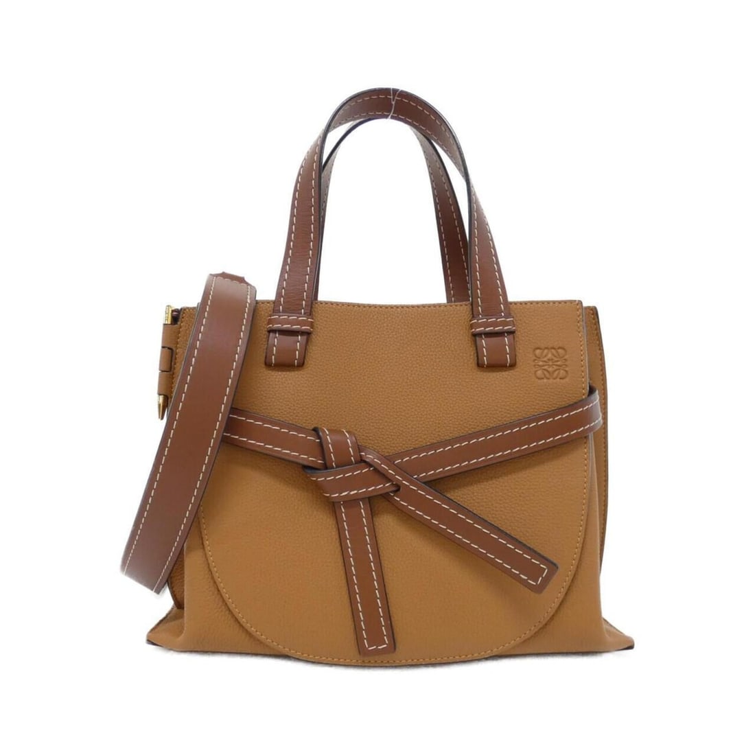 Loewe Gate Top Handle Small 321 12 U61 Handbag: --- Catalog ---Category: SizeSize (HxWxD): 22cm x 30cm x 12cm / 8.66'' x 11.81'' x 4.72''Category: DesignType: HandbagColor: BrownGender: WomenMaterial: Leather Category: GeneralBrand: Loewe--- Item