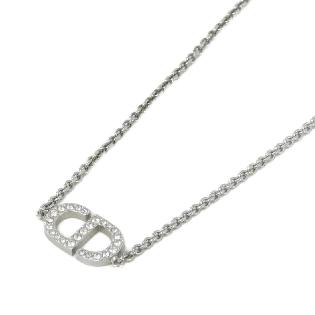Christian Dior Petite CD N2241WOMCY Necklace: --- Catalog ---Category: SizePendant Size: 10mm x 17mm / 0.39'' x 0.66''Neck Circumference: 41.5 cm - 45.5 cm / 16.33'' - 17.91''Category: DesignColor: ClearGender: WomenNecklace Type: