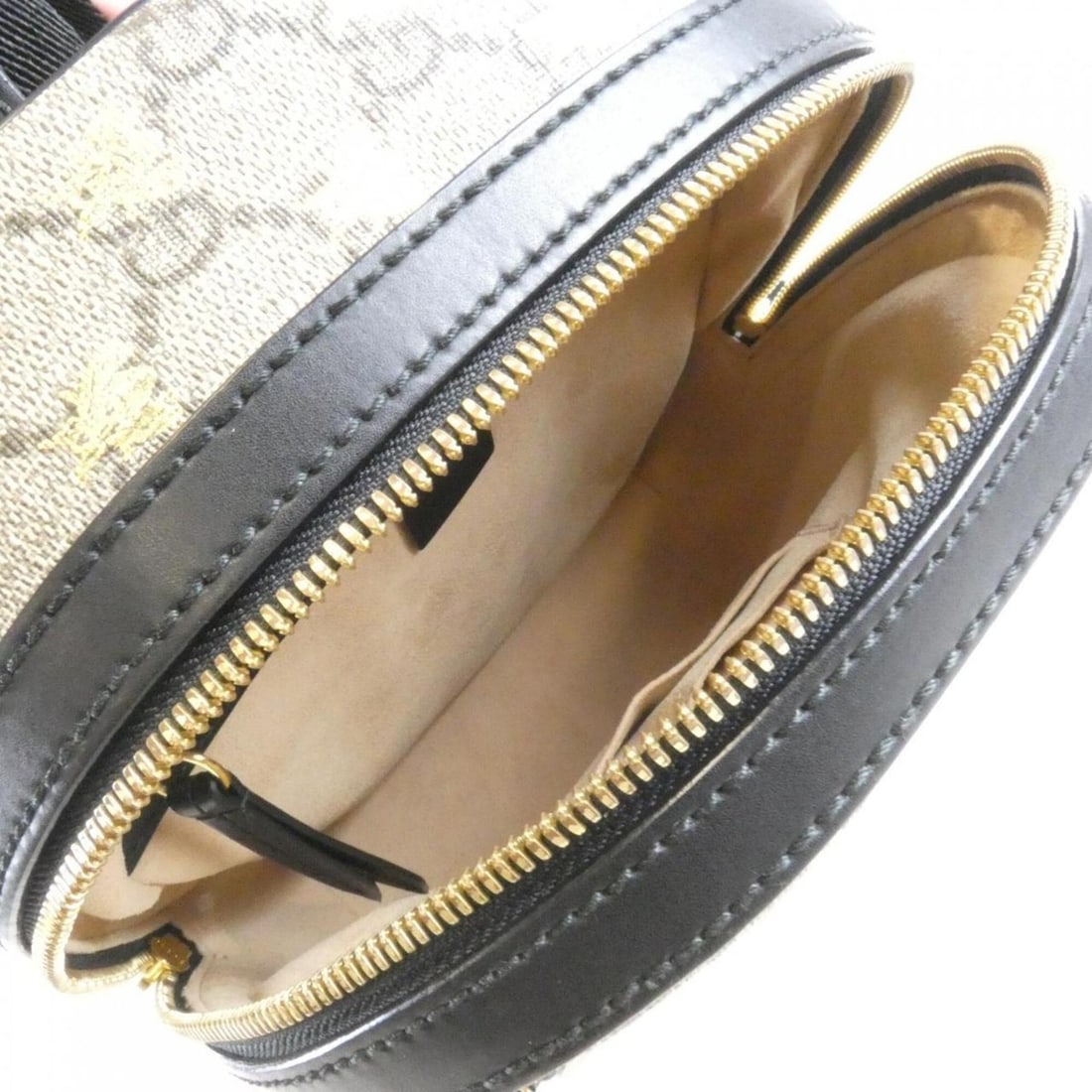 Gucci 427042 9N0AG Backpack - 9