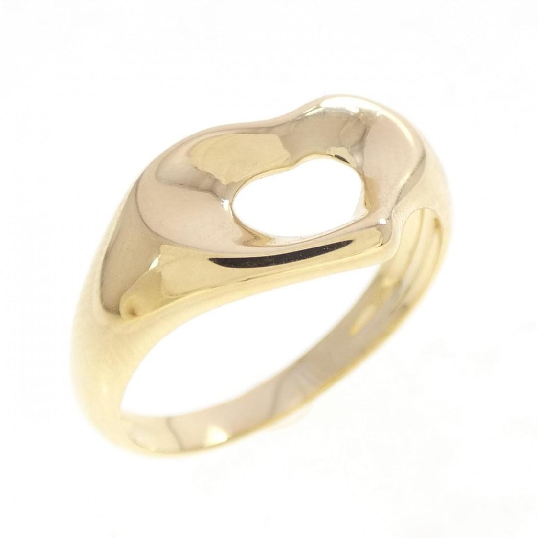 Tiffany & Co. 18K Yellow Gold Ring: --- Catalog ---Category: SizeWidth: 8.8mm / 0.35''Weight: 3.4g / 0.11oz.JP Size: 10US Size: 5.5Category: DesignType: Band ringGender: WomenMaterial: Yellow gold (18K)Category: GeneralBrand: Tiffany---