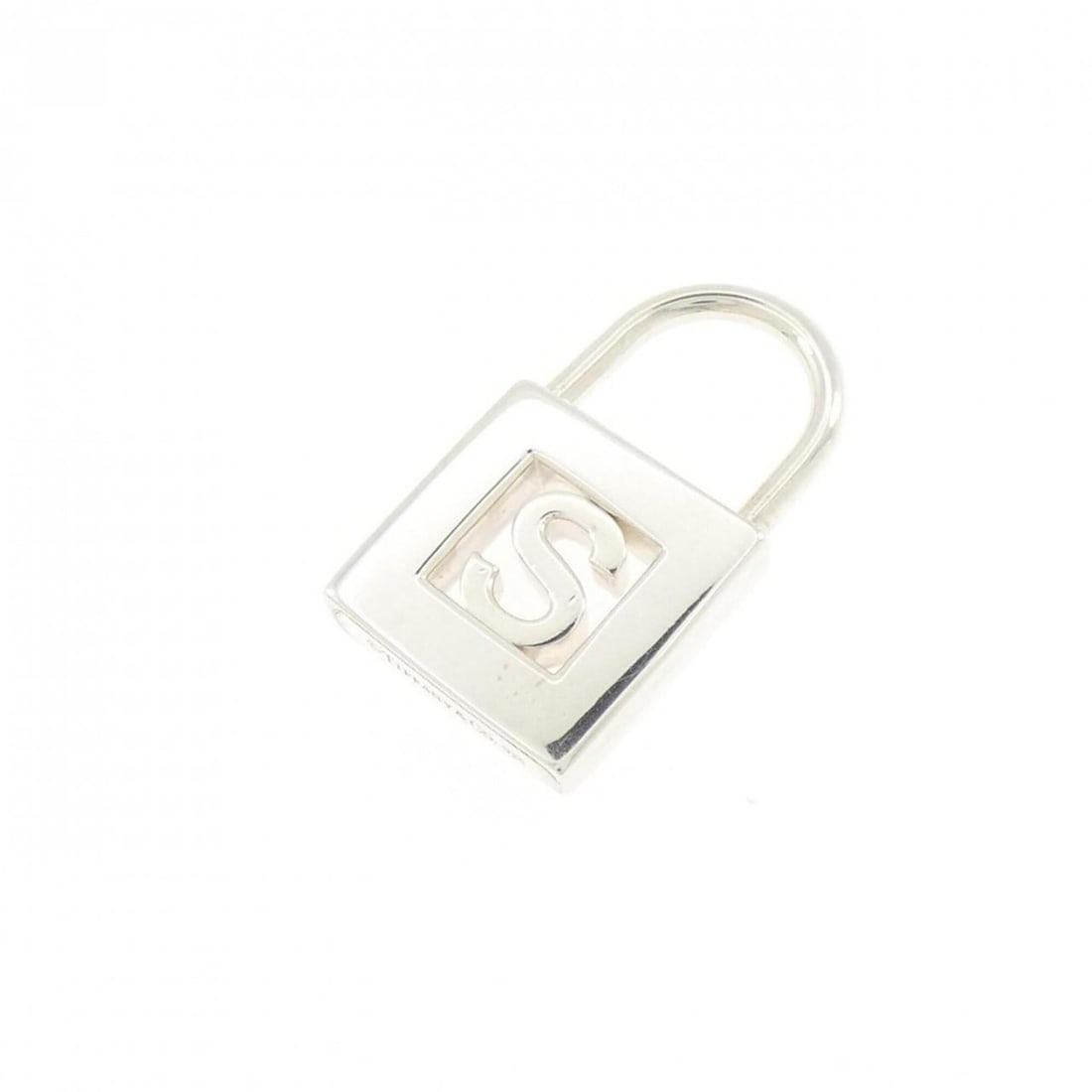 Tiffany 925 pendant: --- Catalog ---Category: SizeWeight: 5.1g / 0.17oz.Pendant Size: 23.5mm x 13.5mm / 0.92'' x 0.53''Category: DesignGender: WomenMaterial: Silver 925Pendant Type: PendantNecklace Type: PendantCategory: