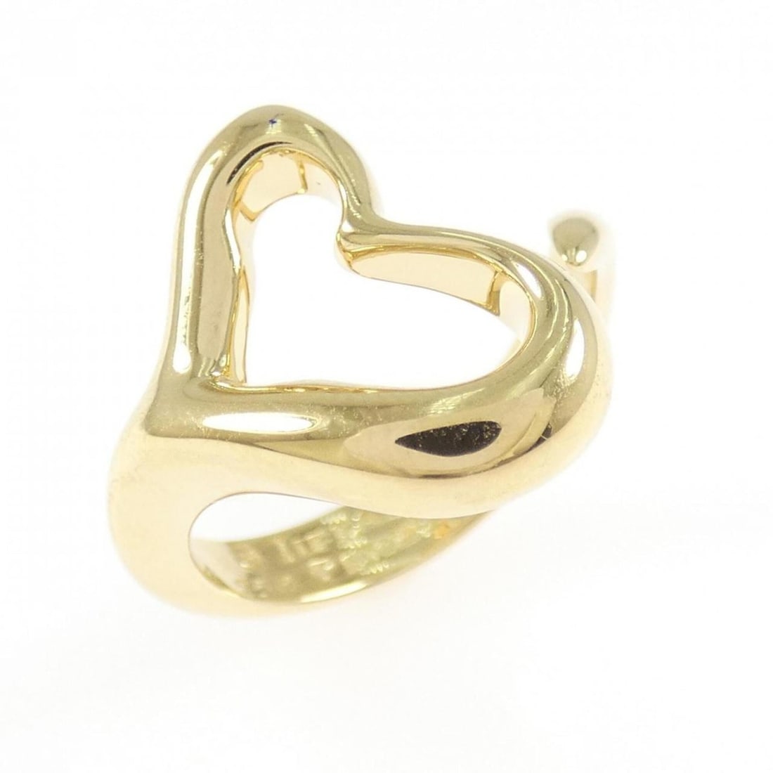 Tiffany Open Heart Ring: --- Catalog ---Category: SizeWidth: 15.8mm / 0.62''Weight: 7.1g / 0.25oz.JP Size: 10US Size: 5.5Category: DesignType: Band ringGender: WomenMaterial: Yellow gold (18K)Category: GeneralLine: Open