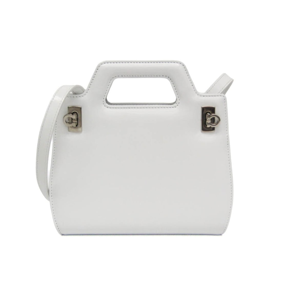 Salvatore Ferragamo Gancini Wanda AU-21 3485 Women's Leather Handbag,Shoulder Bag White: --- Catalog ---Category: SizeHandle Drop: 3.00cm / 1.18''Size (HxWxD): 15cm x 18cm x 6.5cm / 5.9'' x 7.08'' x 2.55''Strap Length: 114cm - 125cm / 44.88'' - 49.21''Handle Length: 15cm / 5.9''Category: 