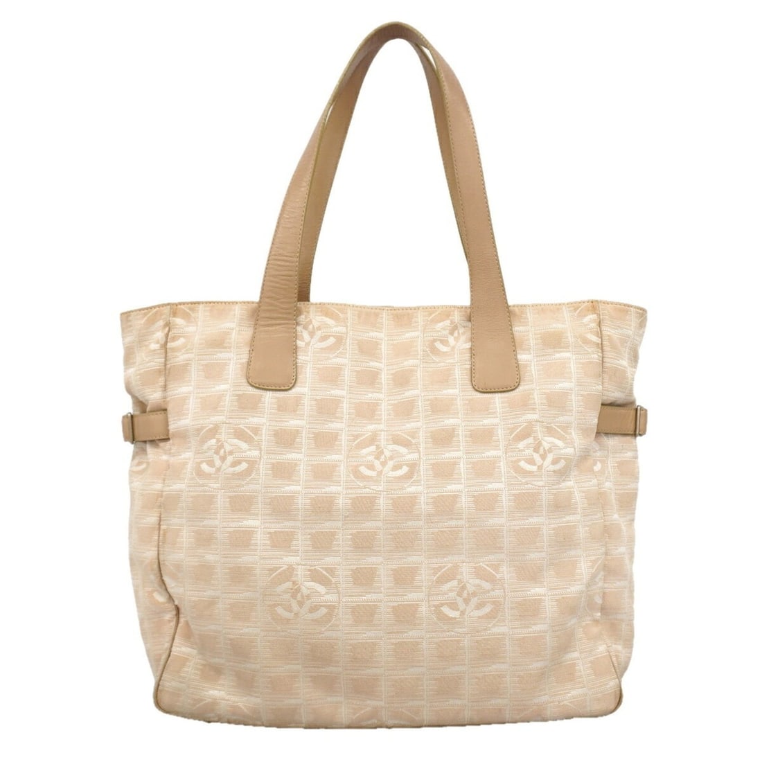 Chanel New Travel Nylon Tote Bag, Beige, Women's, P3301305: --- Catalog ---Category: SizeSize (HxWxD): 33.5cm x 34.5cm x 12cm / 13.18'' x 13.58'' x 4.72''Category: DesignType: Tote bagColor: BeigeGender: WomenMaterial: Nylon Hardware Color: SilverCategory: Gen