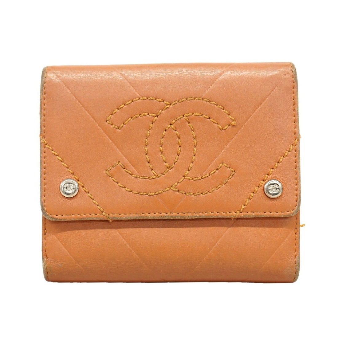 Chanel V-stitch lambskin wallet, brown, women's, P3291319: --- Catalog ---Category: SizeSize (HxWxD): 11cm x 12cm x 1.5cm / 4.33'' x 4.72'' x 0.59''Category: DesignType: Wallet (bi-fold)Color: BrownGender: WomenMaterial: Leather Leather/Fur Type: LambskinCate