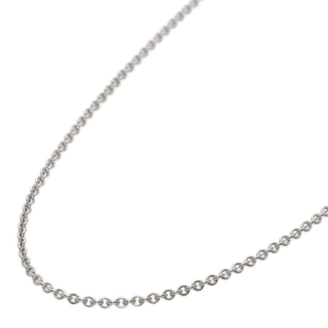 Bulgari Chain 40cm Necklace 18K White Gold Women's BVLGARI: --- Catalog ---Category: SizeNeck Circumference: 40 cm / 15.74''Category: DesignGender: WomenMaterial: White gold (18K)Necklace Type: NecklaceCategory: GeneralBrand: Bvlgari--- Item List ---Section: C