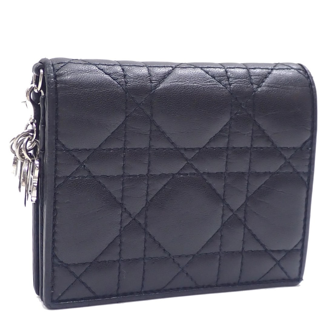 Christian Dior Bi-fold Short Wallet, Cannage Women's, Black Leather, 33-MA-0199, Mini Compact: --- Catalog ---Category: SizeSize (HxWxD): 9cm x 11cm x 1cm / 3.54'' x 4.33'' x 0.39''Category: DesignType: Wallet (bi-fold)Color: BlackGender: WomenMaterial: Leather Category: GeneralBrand: Christian