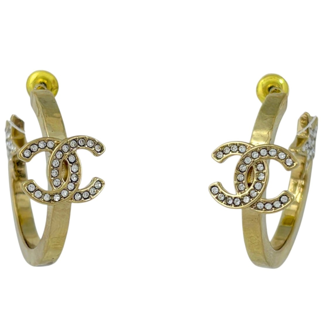 Chanel earrings, Coco Mark star hoop, GP rhinestone, gold, for women.: --- Catalog ---Category: SizeSize (HxWxD): 27.00mm x 30.00mm / 1.06'' x 1.18''Category: DesignType: Stud earringsColor: GoldGender: WomenMaterial: Gold plating, RhinestoneCategory: GeneralBrand: Chane
