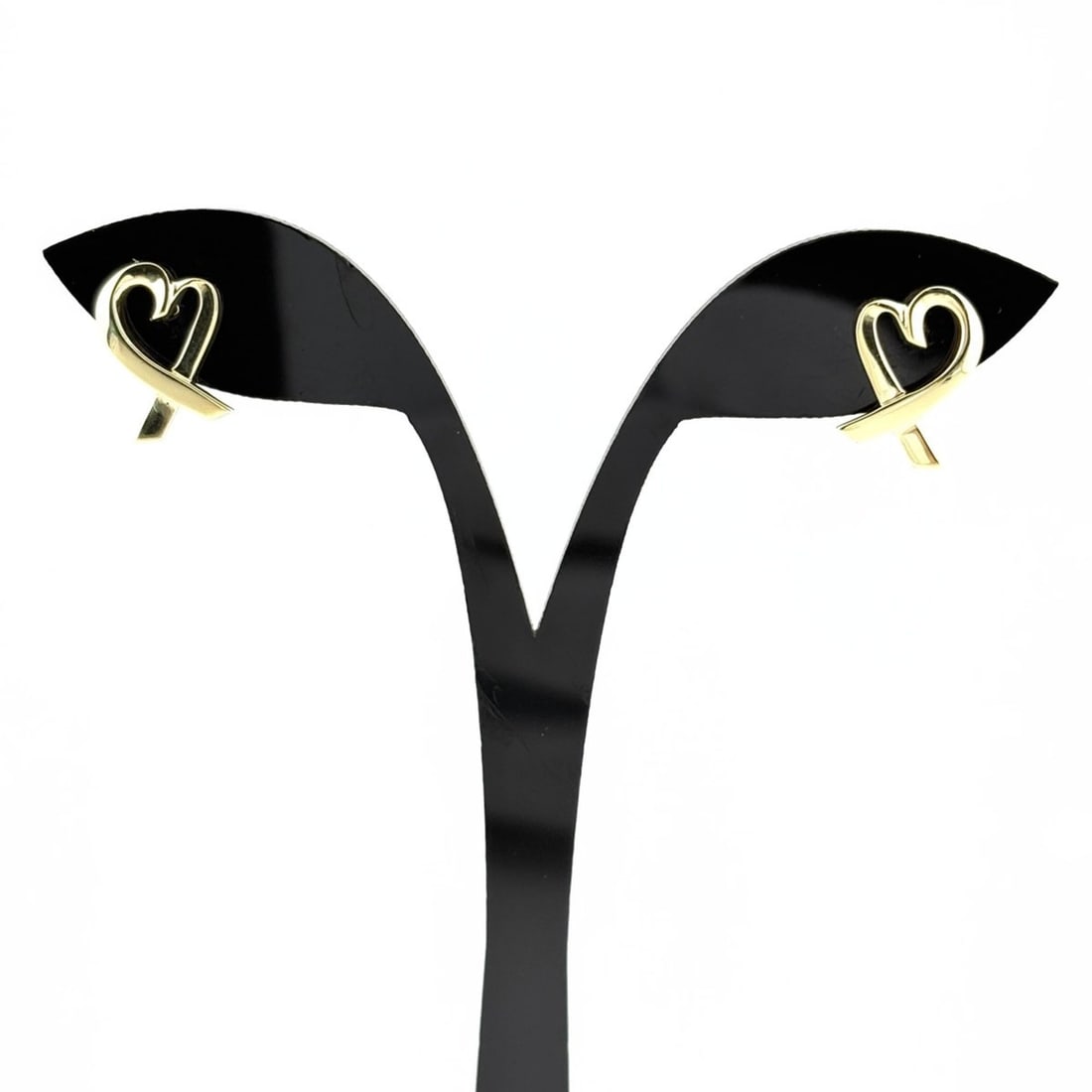 Tiffany & Co. Loving Heart Earrings, Yellow Gold (YG), Paloma Picasso Design, 750 Gold, Women's: --- Catalog ---Category: SizeSize (HxWxD): 9.70mm x 14.10mm / 0.38'' x 0.56''Category: DesignType: Stud earringsGender: WomenMaterial: Yellow gold (18K)Category: GeneralBrand: Tiffany--- Item List ---