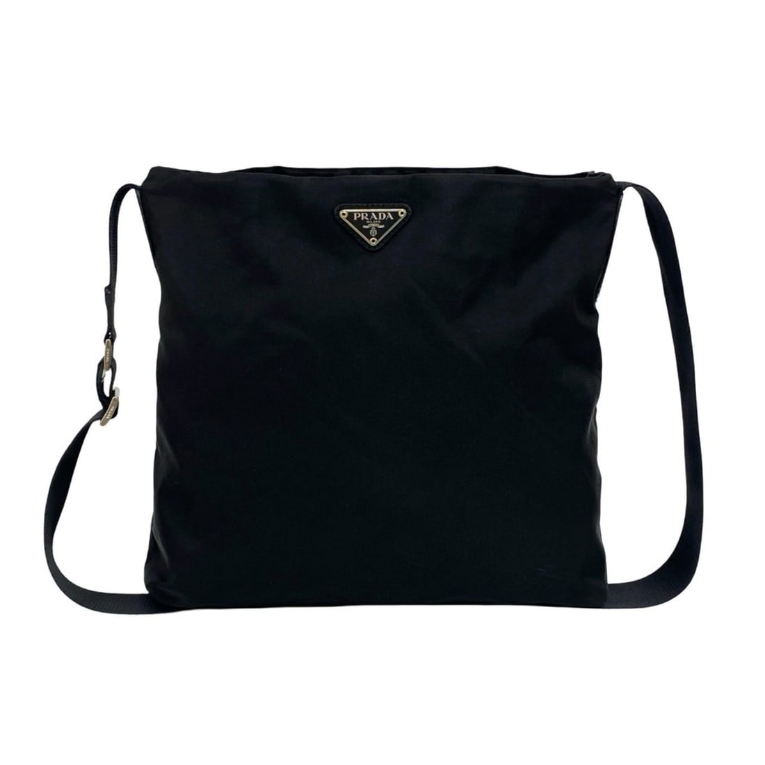 PRADA Prada Triangle Logo Plate Hardware Tessuto Nylon Leather Genuine Shoulder Bag Pouch Sacoche: --- Catalog ---Category: SizeSize (HxWxD): 28cm x 29cm x 8cm / 11.02'' x 11.41'' x 3.14''Category: DesignType: Pochette, Shoulder bagColor: BlackGender: WomenMaterial: Nylon , Leather Category: Genera